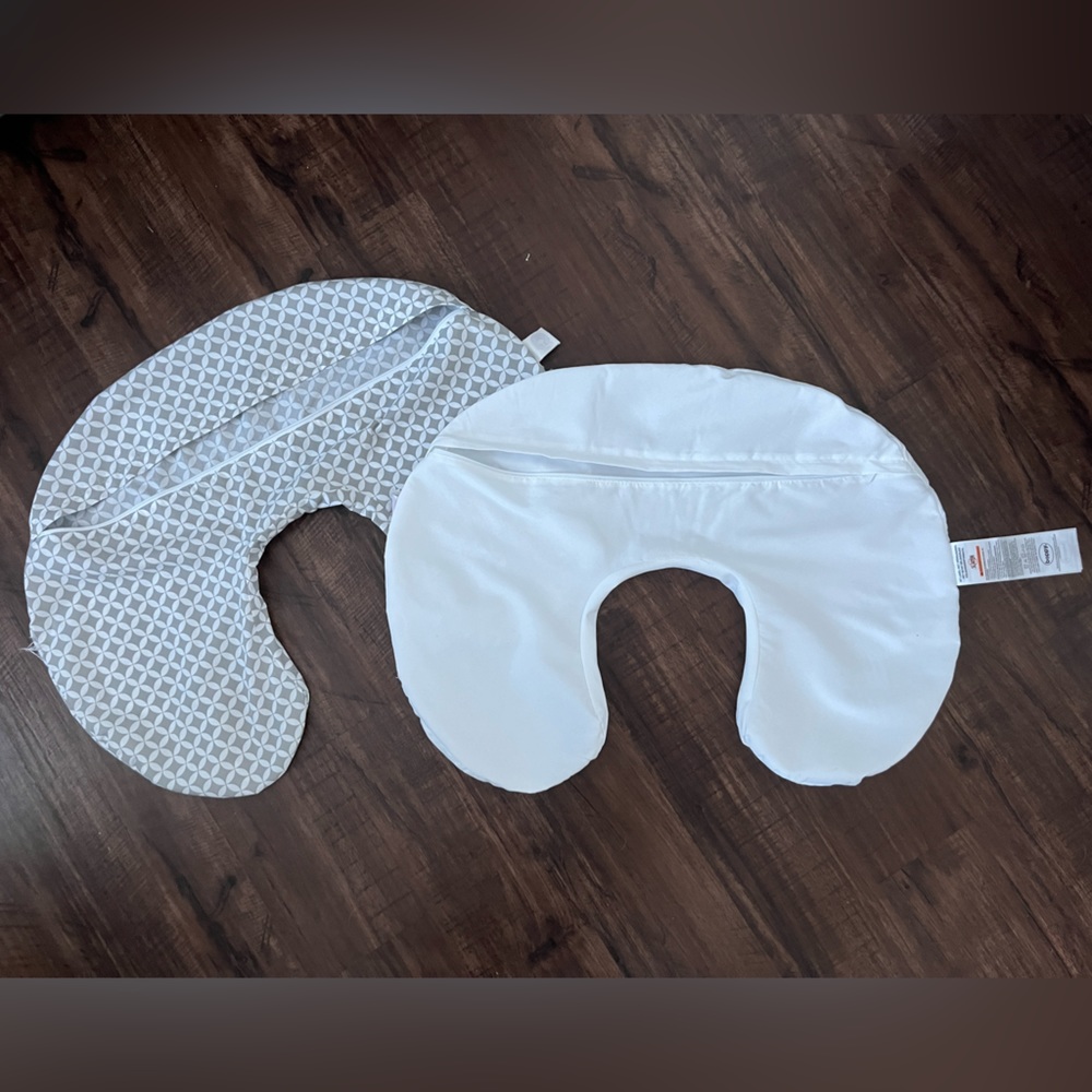 Boppy protective liner and gender neutral cover